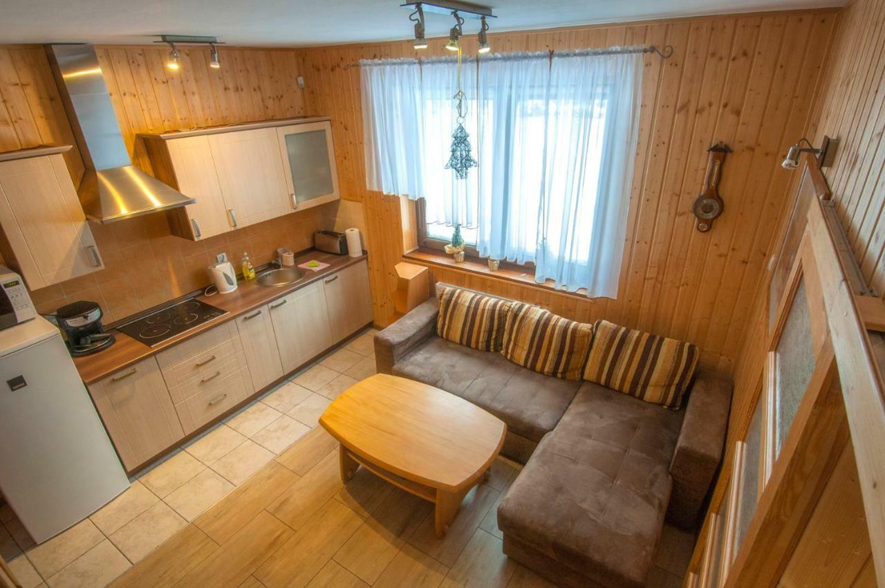 Holiday home Dom Pod Wilczyncem *